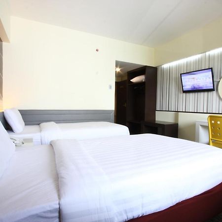 Royal Delight Hotel Bangkok Buitenkant foto
